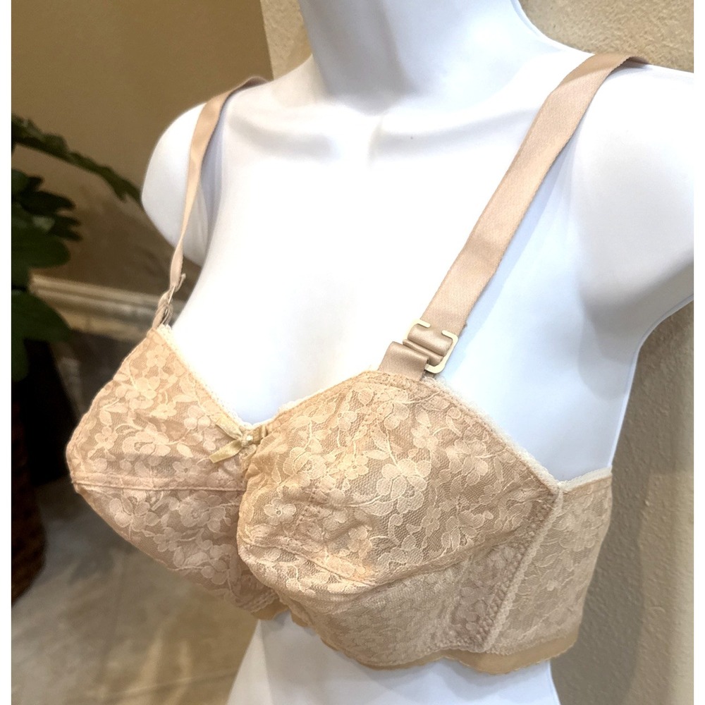 Vtg New 32FF LADY CAMEO Floral Bullet BRA Beige Lace Torpedo Cone Wireless USA